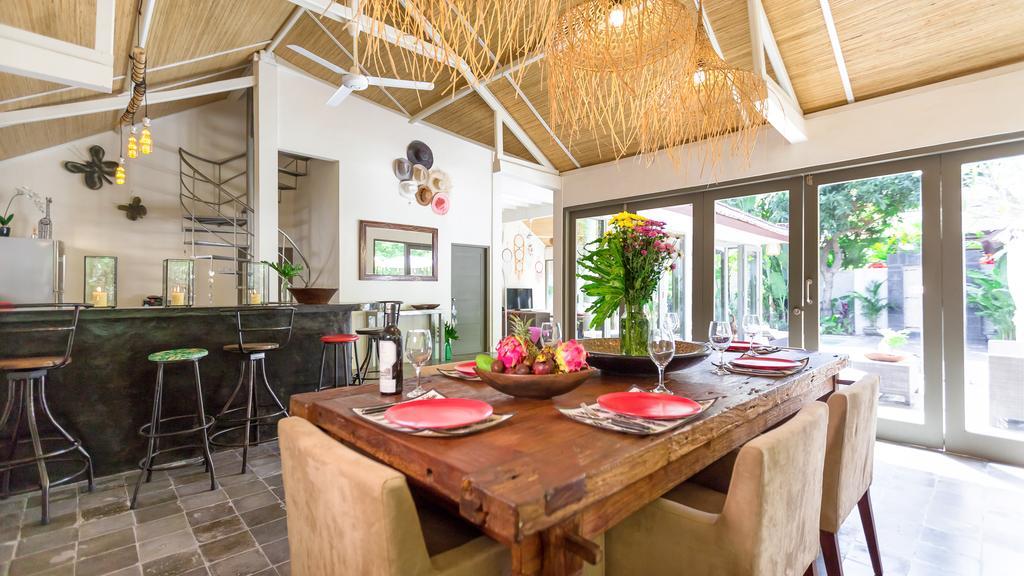 Luxury Villa Kudeta 300M Beach And Heart Of Seminyak Extérieur photo